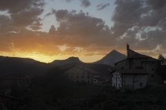 Arratsaldearen azken orduak - Juan Cruz Larrañaga